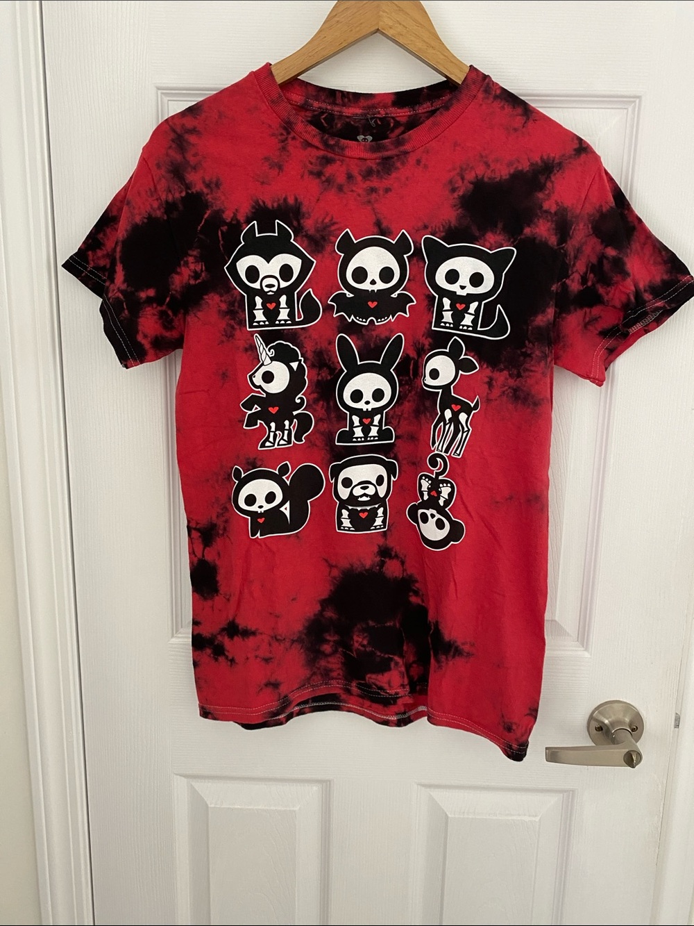 Skelanimals Red & Black Tie-Dye Graphic Tee - Cute Character Print Unisex size S